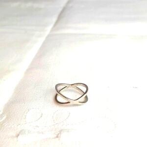 Womans Silver   100%   925 Stamp Open‎ Swivel  Ring sz 7